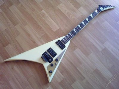 Лот: 2036509. Фото: 1. Fernandes JS100 Randy Rhoads... Гитары