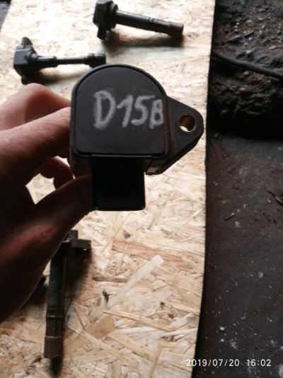 Лот: 14165875. Фото: 1. Катушка зажигания d15. Электрооборудование
