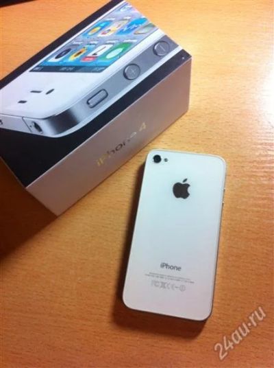 Лот: 2660024. Фото: 1. iphone 4 белый рст (как новенький... Смартфоны