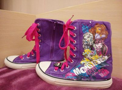 Лот: 6324277. Фото: 1. Кеды (высокие) Monster High. размер... Кеды, кроссовки