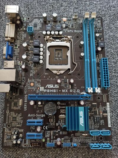 Лот: 17463418. Фото: 1. Asus p8h61-mx r2.0 rev.2.0. Материнские платы