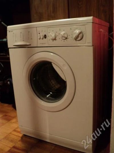 Лот: 701044. Фото: 1. Машинка Indesit итальянской сборки. Стиральные машины