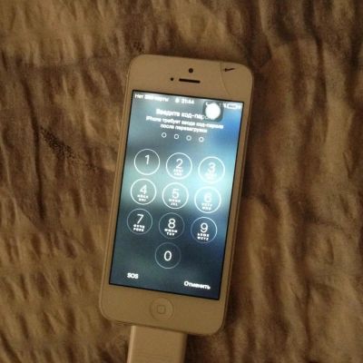Лот: 9805549. Фото: 1. iPhone 5 16 GB. Смартфоны