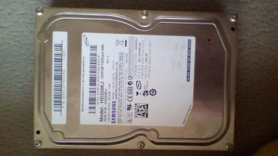 Лот: 10088195. Фото: 1. Жесткий диск Samsung 320GB 3,5. Жёсткие диски (HDD)