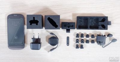 Лот: 8878186. Фото: 1. YotaPhone 2 смартфон с дисплеем... Кнопочные мобильные телефоны