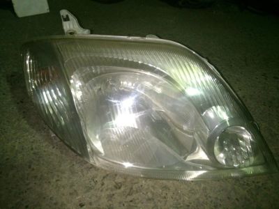 Лот: 9522876. Фото: 1. Фара Toyota Corolla Fielder правая... Оптика и освещение