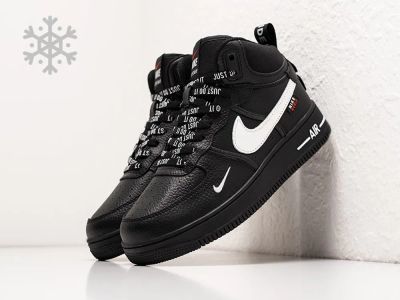 Лот: 24976001. Фото: 1. Зимние Кроссовки Nike Air Force... Кеды, кроссовки, слипоны
