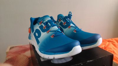 Лот: 11707141. Фото: 1. Новые кроссовки Reebok Pump... Кеды, кроссовки, слипоны