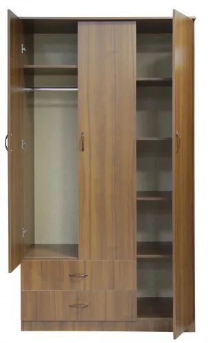 Лот: 3770830. Фото: 1. Шкаф распашной 3хстворчатый с... Шкафы, шкафы-купе