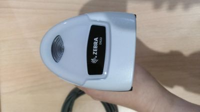 Лот: 15537090. Фото: 1. Сканер штрих-кода Zebra DS2208. Торговое