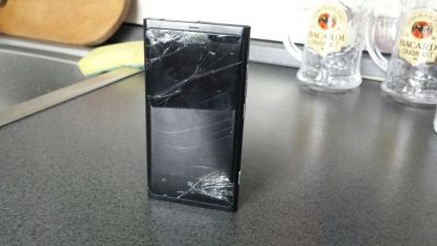 Лот: 7566609. Фото: 1. Nokia Lumia 800. Кнопочные мобильные телефоны