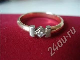 Лот: 344991. Фото: 1. колечко с бриллиантом. Кольца, перстни
