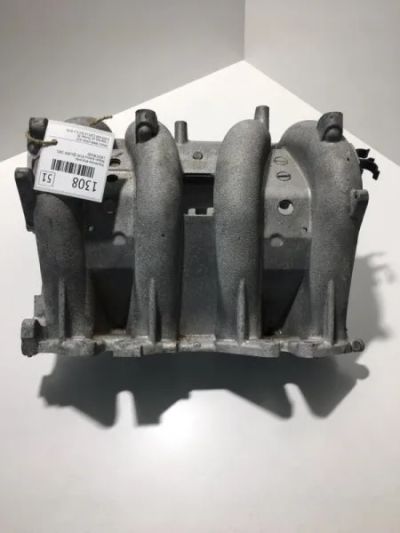 Лот: 20373974. Фото: 1. Коллектор впускной Nissan Almera... Двигатель и элементы двигателя