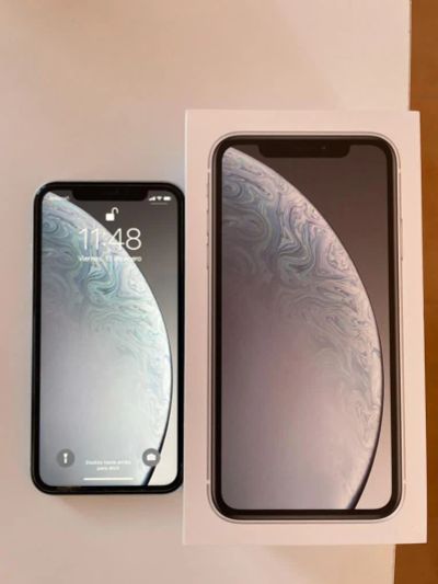 Лот: 17433013. Фото: 1. iPhone XR 128. Смартфоны