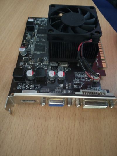 Лот: 14307036. Фото: 1. gt 440 gddr5 128b. Видеокарты