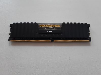 Лот: 14455718. Фото: 1. Оперативная память Corsair Vengeance... Оперативная память