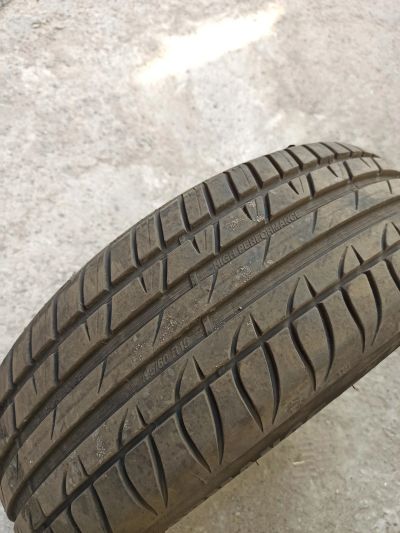 Лот: 15809906. Фото: 1. Tigar High Performance 195/60... Шины