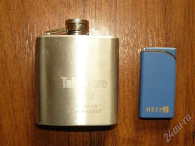 Лот: 527850. Фото: 1. Фляжка Фирменная Tullamore Dew... Кружки, стаканы, бокалы