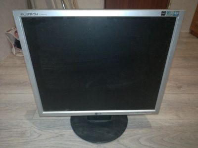 Лот: 15388869. Фото: 1. Монитор LG flatron l1950sq. ЖК-мониторы
