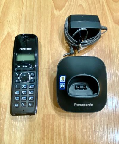Лот: 16292314. Фото: 1. Радиотелефон Panasonic KX-TG 1611RU. DECT и радиотелефоны