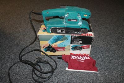 Лот: 7476274. Фото: 1. Шлифмашина ленточная Makita 9911. Другое (инструмент и расходные)