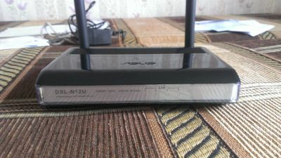 Лот: 3146117. Фото: 1. ADSL2+ маршрутизатор ASUS DSL-N12U. Маршрутизаторы (роутеры)