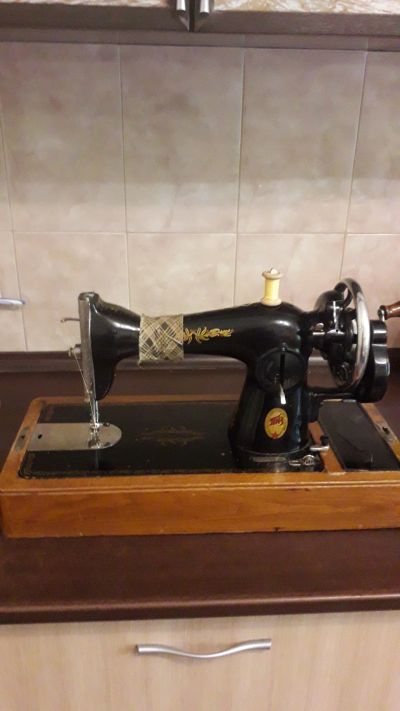 Лот: 19177249. Фото: 1. Швейная машинка Подольский механический... Швейный и вязальный инструмент
