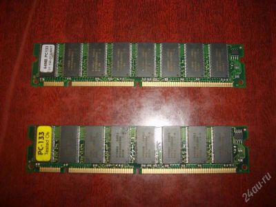 Лот: 987490. Фото: 1. 2 планки памяти по 64Mb PC133... Оперативная память