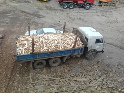 Лот: 3288371. Фото: 1. Продам КАМАЗ ДРОВ из горбыля с... Другие (дрова, топливо)