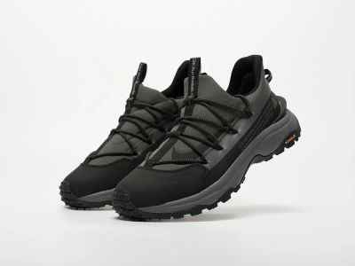 Лот: 23525498. Фото: 1. Кроссовки Nike ACG. Кеды, кроссовки, слипоны