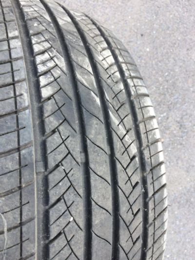 Лот: 9705571. Фото: 1. Шина летняя 215/50 r17 - 2 шт. Шины