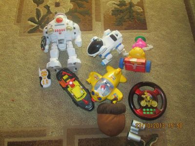 Лот: 3315809. Фото: 1. Поломанные игрушки. Машины и техника