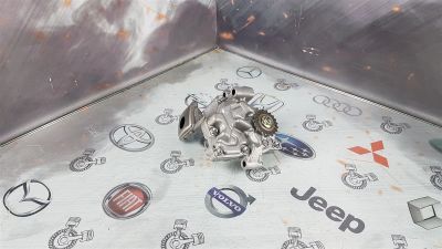 Лот: 23590153. Фото: 1. Насос масляный Toyota Esquire... Двигатель и элементы двигателя