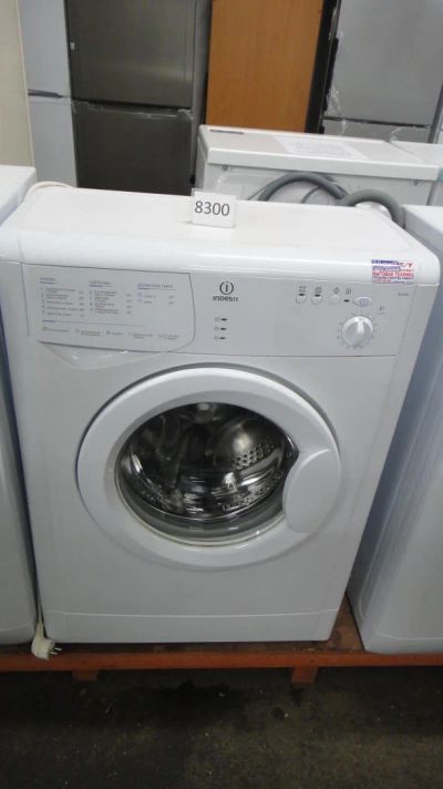 Лот: 7065800. Фото: 1. Стиральная машина Indesit WIUN... Стиральные машины