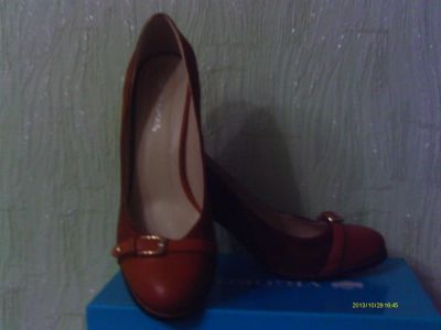 Лот: 3338318. Фото: 1. туфли 40р. Туфли