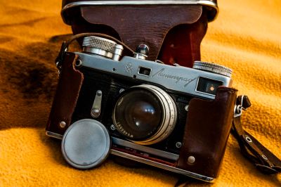 Лот: 6378836. Фото: 1. фотоаппарат Ленинград, как ни... Плёночные дальномерные, шкальные