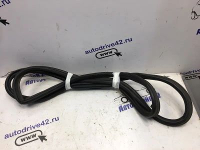 Лот: 21715793. Фото: 1. уплотнитель двери багажника Audi... Кузов