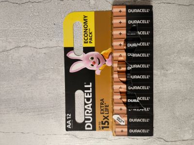 Лот: 23563177. Фото: 1. Батарейки АА Duracell. Батарейки, аккумуляторы, элементы питания