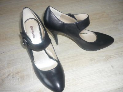 Лот: 5983515. Фото: 1. Туфли Вестфалика 39р. Туфли