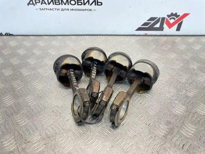 Лот: 25704853. Фото: 1. Шатун с поршнем Renault Sandero... Двигатель и элементы двигателя