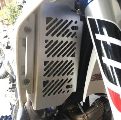 Лот: 16225732. Фото: 1. Защитная радиатора Husqvarna TC... Запчасти