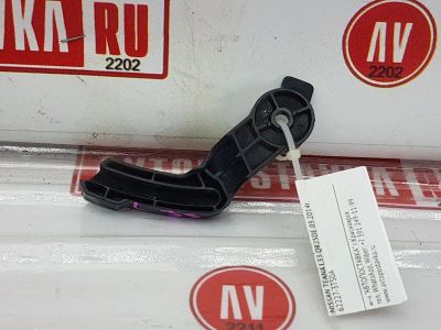 Лот: 20902182. Фото: 1. Клипса бампера Nissan Teana L33... Кузов