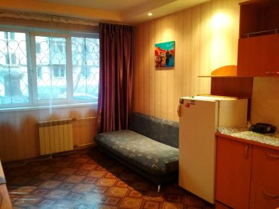 Лот: 12738729. Фото: 1. Продам гостинку 18 м2 на Матросова. Квартиры, студии