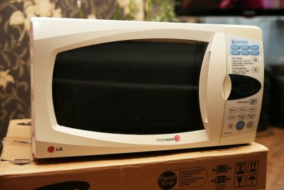 Лот: 5482770. Фото: 1. Микроволновка LG Iintellowave. Микроволновки, мини-печи