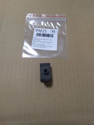 Лот: 21397116. Фото: 1. клипса Toyota Premio ZZT240. Двигатель и элементы двигателя