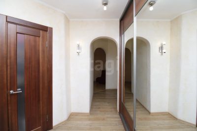Лот: 25439994. Фото: 1. 4-комн. квартира , Красноярск... Квартиры, студии