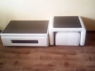 Лот: 6099605. Фото: 1. Стол с деревянным покрытием, легко... Кровати