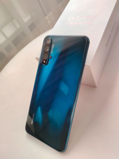 Лот: 18614165. Фото: 1. Huawei nova 5T, он же Honor 20. Смартфоны