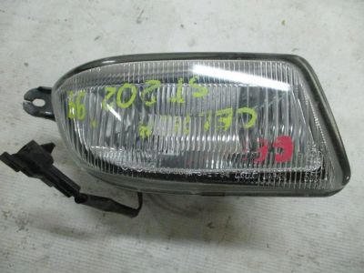 Лот: 14655488. Фото: 1. Туманка птф передняя правая Toyota... Оптика и освещение