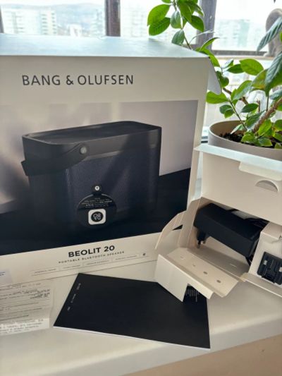 Лот: 21772556. Фото: 1. Портативная колонка Bang & Olufsen... Другое (профессиональный звук)